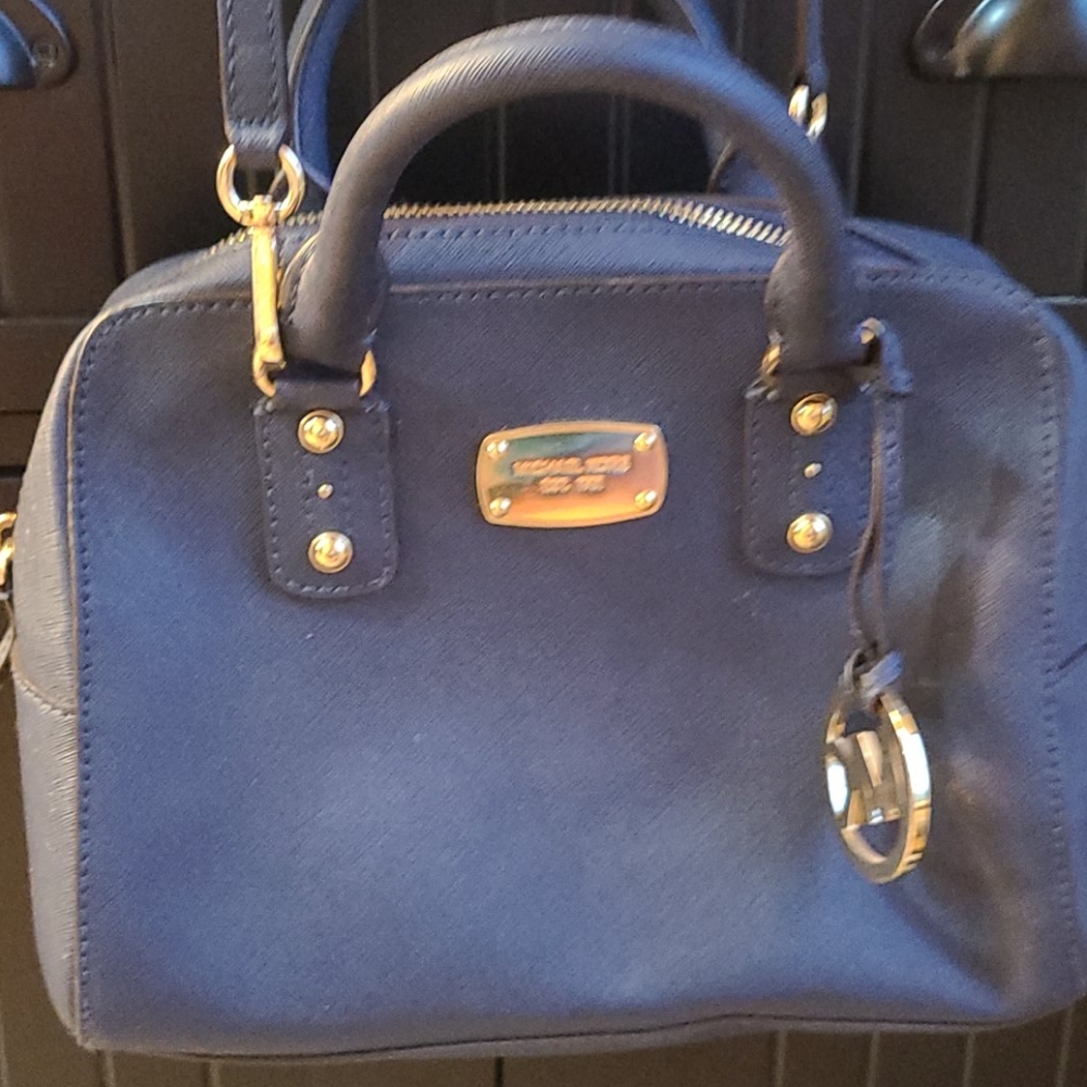Michael Kors navy purse